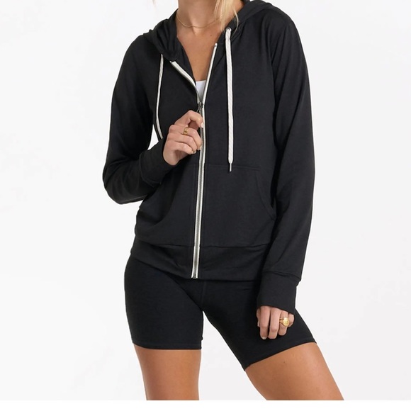 Vuori Jackets & Blazers - Vuori Halo Performance Black Zip up Jacket Size L